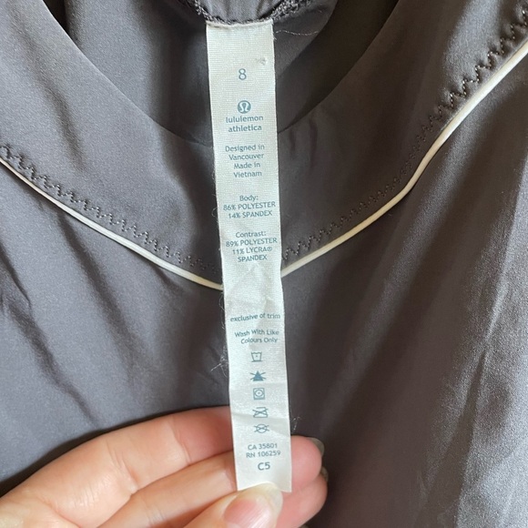 #102- LULULEMON-Speedy Runsie, grey , size 8 - Picture 5 of 9
